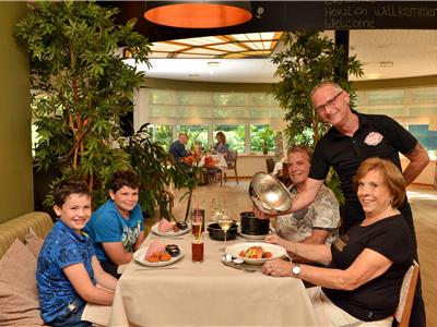 Restaurant, bowling en zalencomplex Familyland Restaurants in Essen